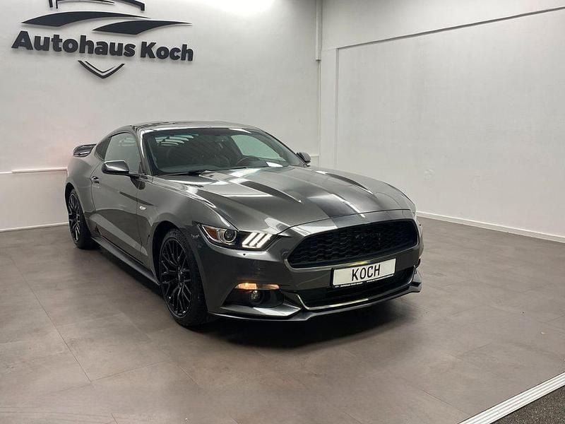 Grau Gebraucht 2015 Ford Mustang Coupé | 26.900 € (Etwas zu teuer) - Bild 1/4