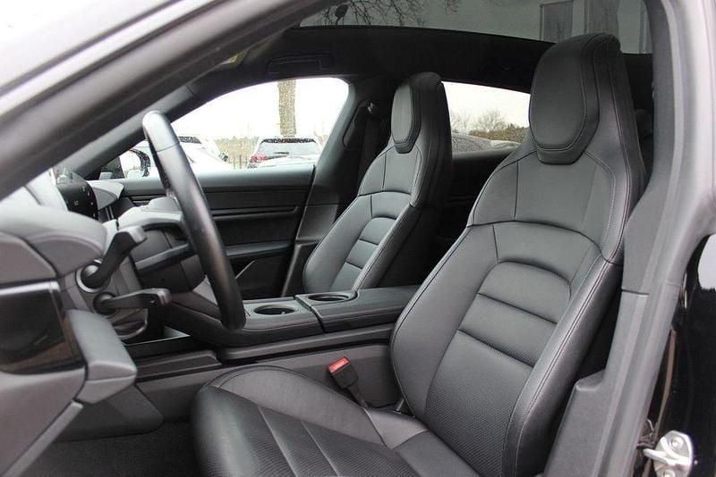 Gebraucht Porsche Taycan Cross Turismo 280 kW (381 PS) 2022 Schwarz SUV