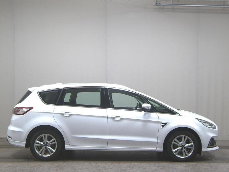 Weiss Gebraucht 2021 Ford S-MAX Titanium Van / Kleinbus | 13.980 € (Superpreis) - Bild 1/4
