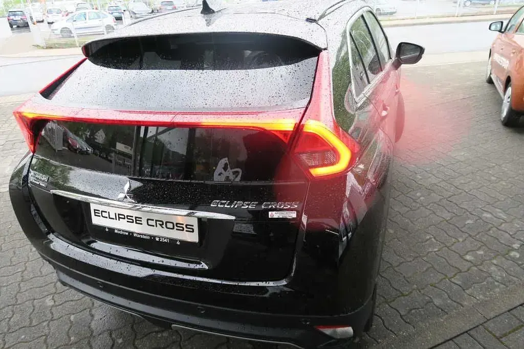 Gebraucht Mitsubishi Eclipse Cross Intro Edition 163 PS (119 kW) 2018 Schwarz SUV