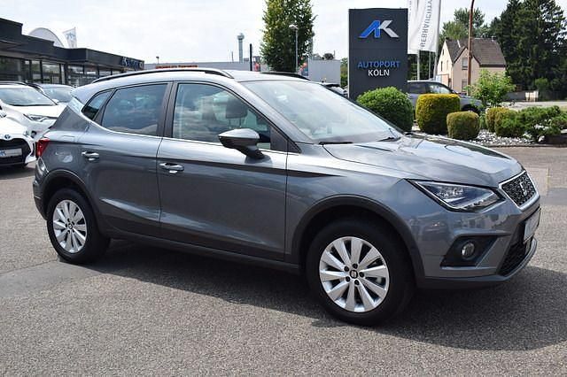 Grau Gebraucht 2018 Seat Arona Style SUV | 13.890 € (Guter Preis) - Bild 1/4
