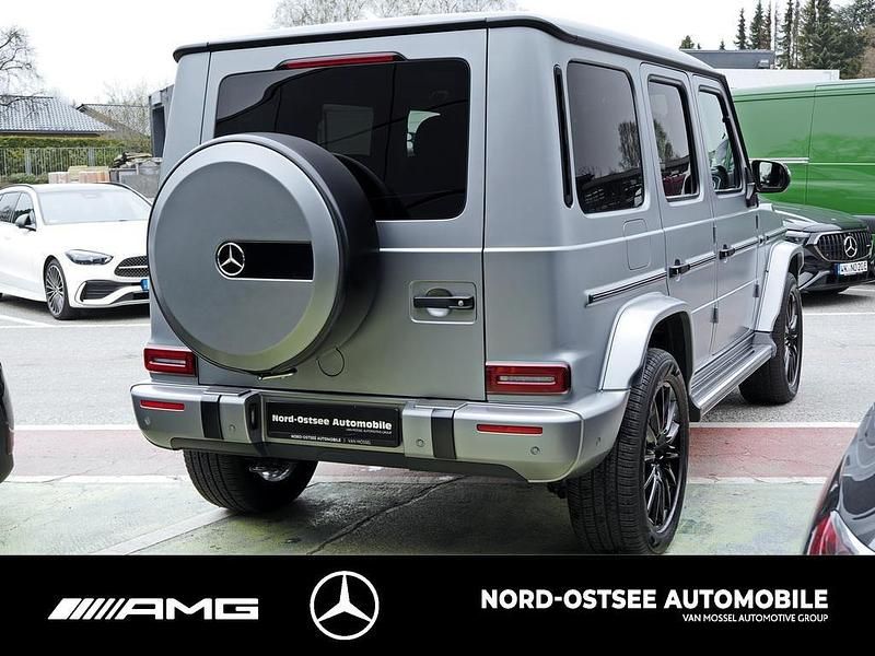 Gebraucht Mercedes G500 AMG 421 PS (309 kW) 2022 G manufaktur platin magno SUV