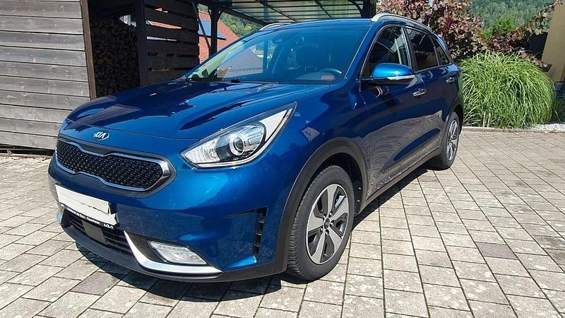 Blau Gebraucht 2019 Kia Niro SUV | 15.500 € (Guter Preis) - Bild 1/4