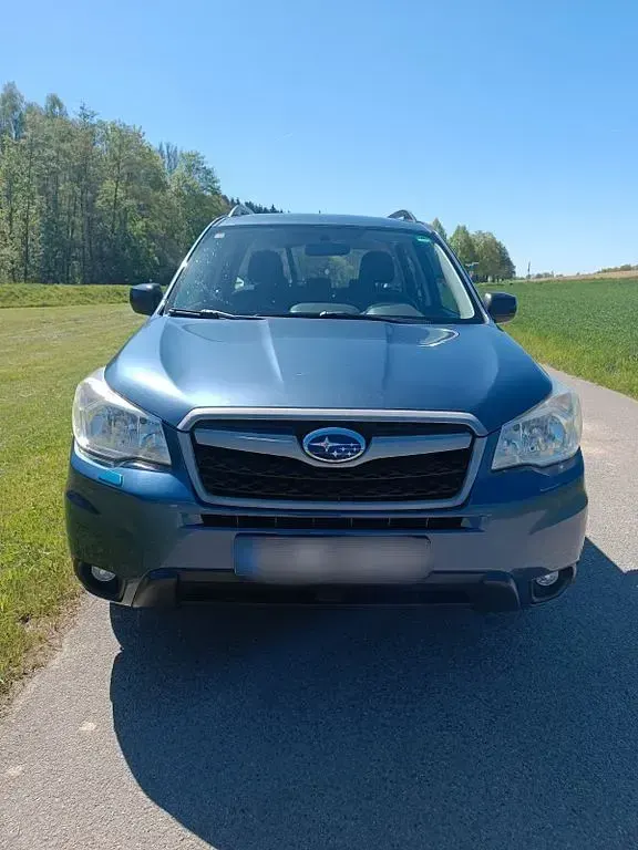 Second-hand Subaru Forester Active 150 CP (110 kW) 2014 Albastru SUV