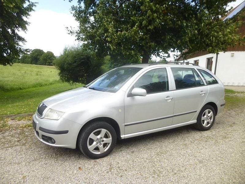 Silber Gebraucht 2006 Skoda Fabia Elegance Kombi | 1.250 € (Fairer Preis) - Bild 1/4