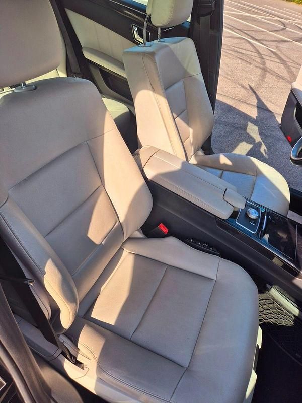 Gebraucht Mercedes E350 AMG 231 PS (169 kW) 2010 Schwarz Kombi