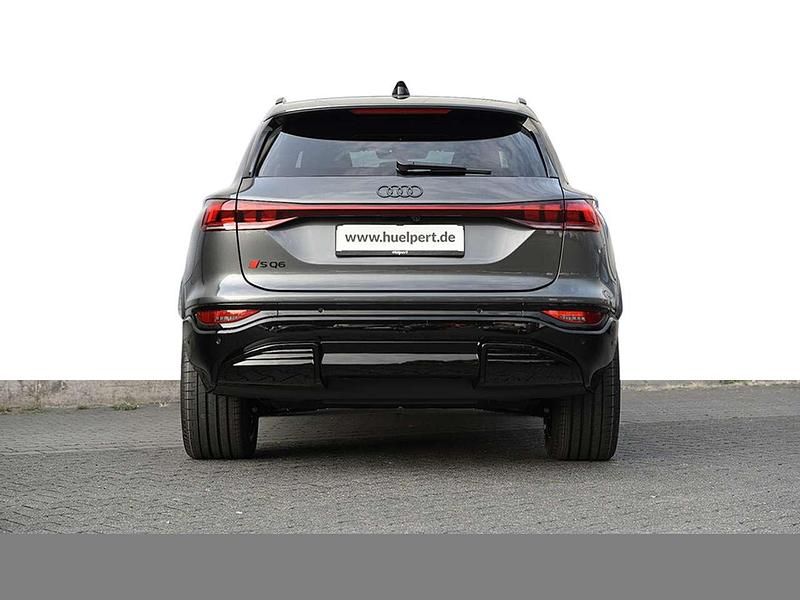 Gebraucht Audi SQ6 e-tron S-Line 359 kW (489 PS) 2025 Daytonagrau perleffekt SUV