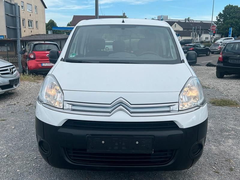 Weiß Gebraucht 2014 Citroën Berlingo Van / Kleinbus | 9.990 € (Etwas zu teuer) - Bild 1/4