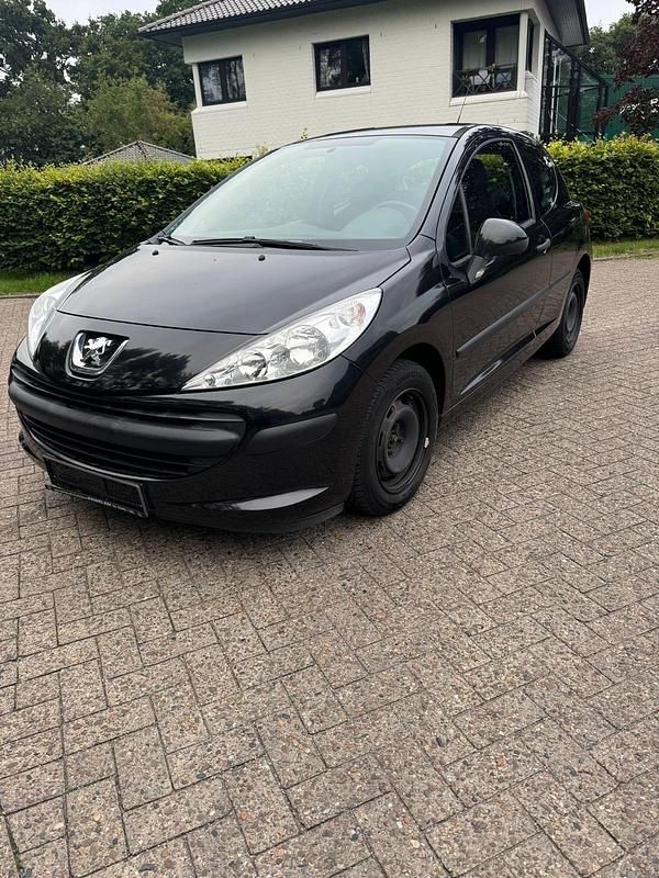 Schwarz Gebraucht 2009 Peugeot 207 Kleinwagen | 1.600 € (Guter Preis) - Bild 1/4