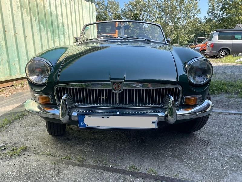 Gebraucht MG B 95 PS (69 kW) 1975 Grün Cabrio