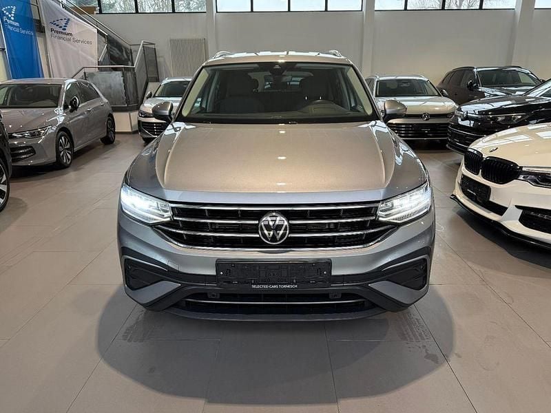 Gebraucht VW Tiguan Allspace 150 PS (110 kW) 2022 Silber SUV