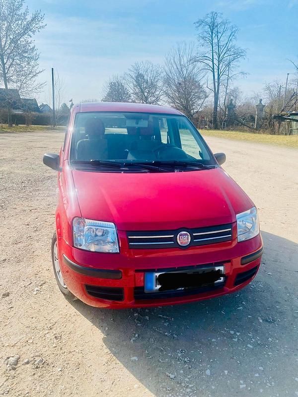 Gebraucht Fiat Panda 60 PS (44 kW) 2009 Rot Kleinwagen