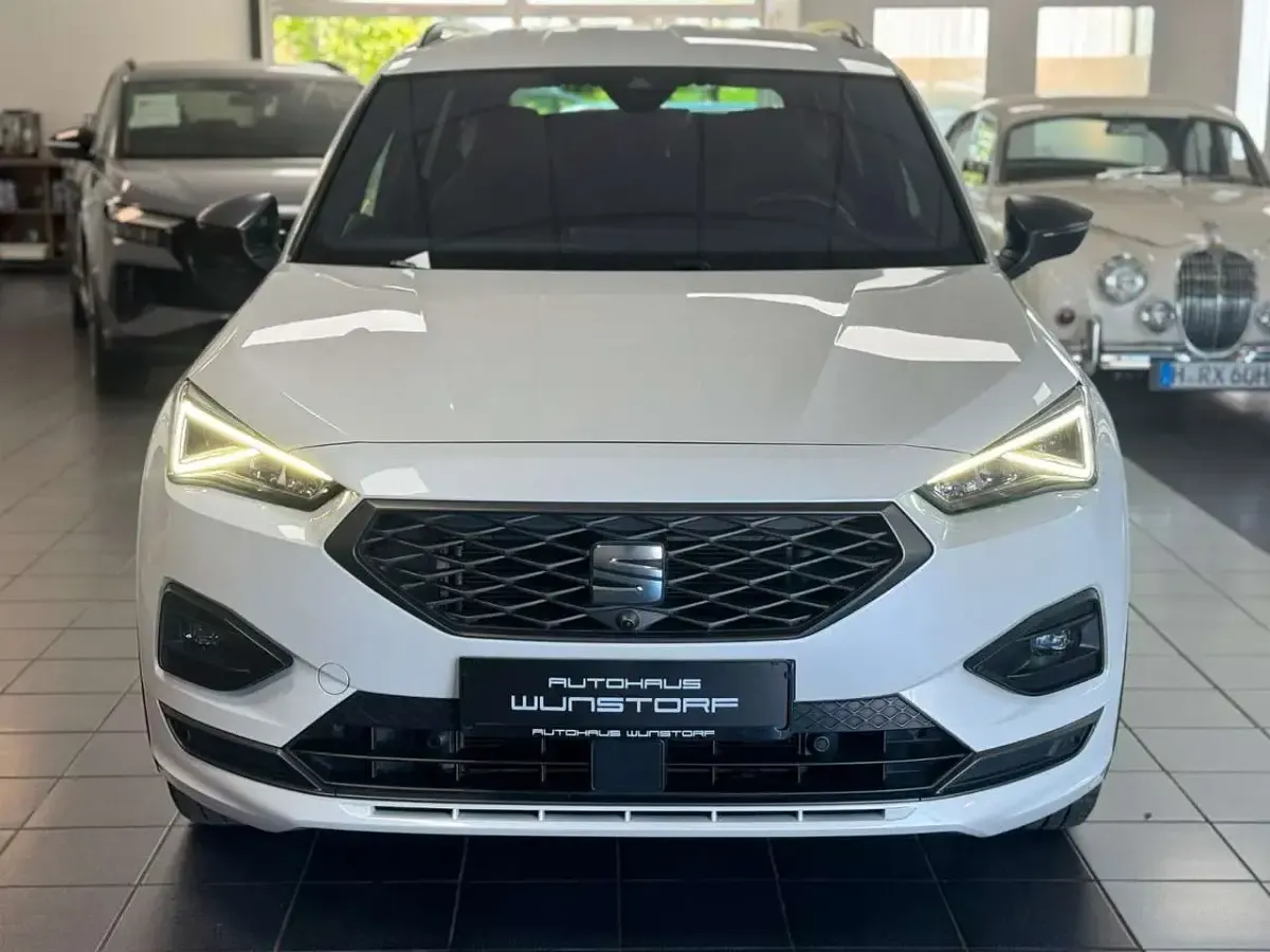 Gebraucht Seat Tarraco 4Drive 200 PS (147 kW) 2022 Weiß SUV