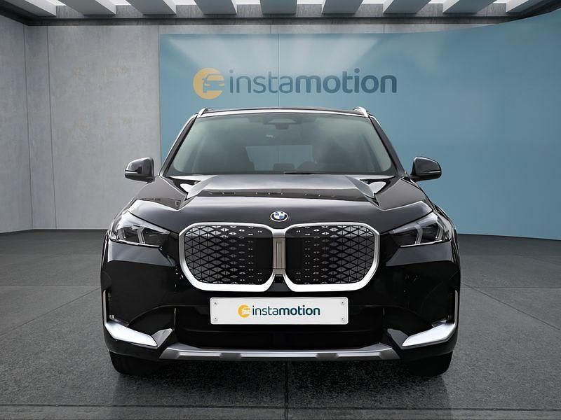 Neu BMW iX1 230 kW (313 PS) 2025 Schwarz SUV