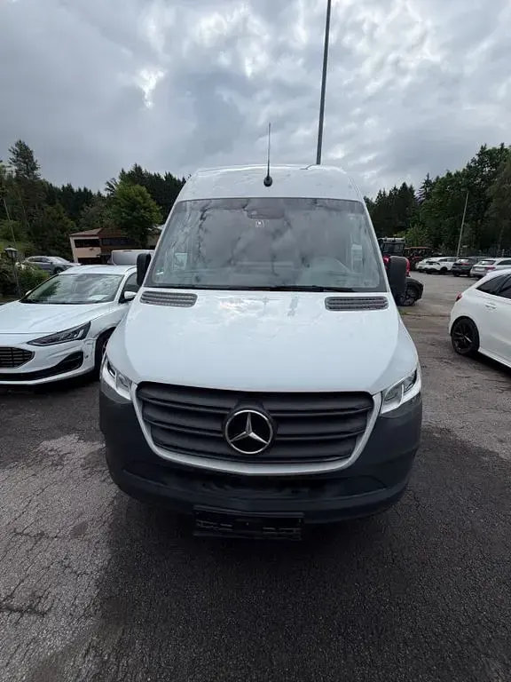 Gebraucht Mercedes Sprinter 170 PS (125 kW) 2023 Weiß Van