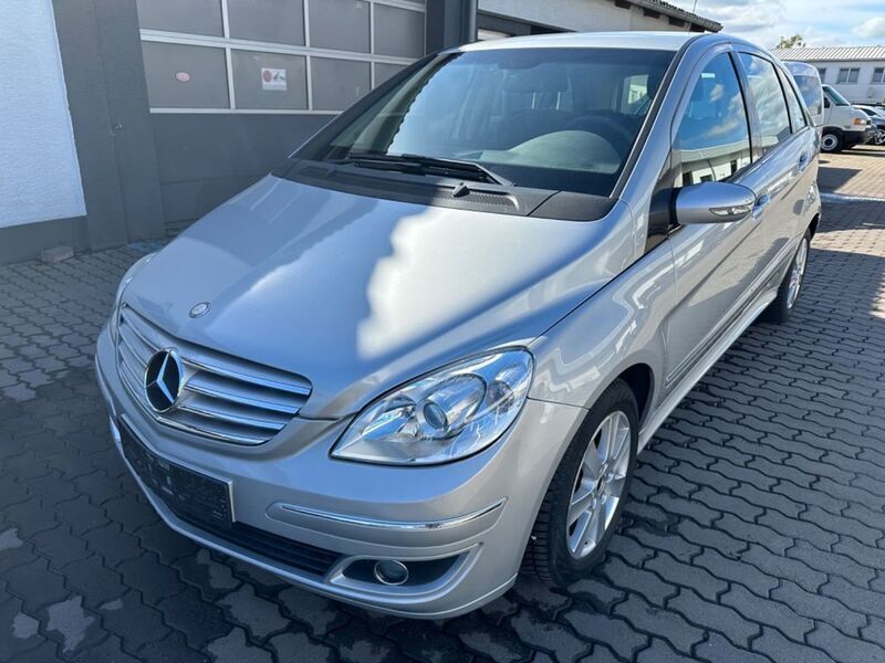 Silber Gebraucht 2006 Mercedes B200 Van / Kleinbus | 4.990 € (Etwas zu teuer) - Bild 1/1