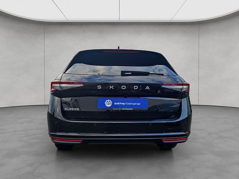 Gebraucht Skoda Superb Selection 150 PS (110 kW) 2026 Schwarz Kombi