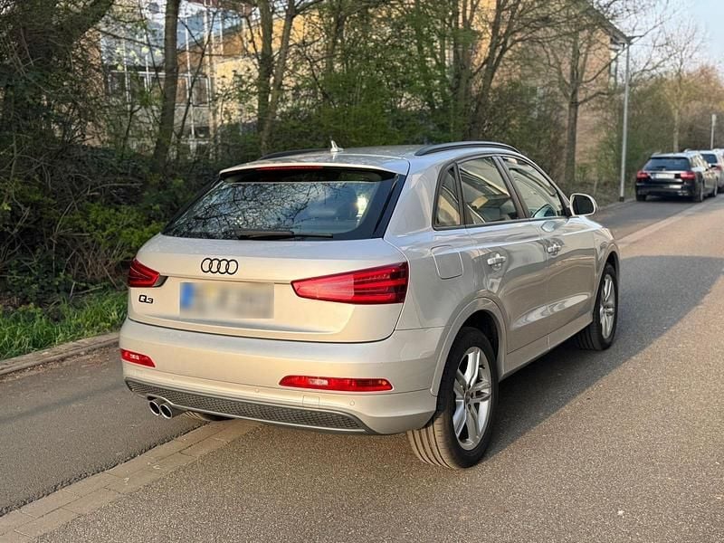 Gebraucht Audi Q3 S-Line 140 PS (102 kW) 2013 Silber SUV