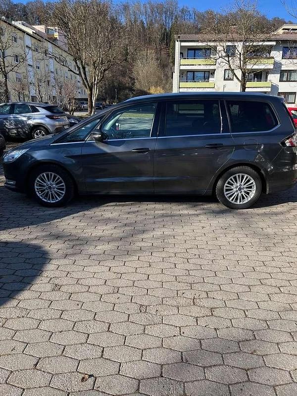 Second-hand Ford Galaxy Titanium 209 CP (153 kW) 2017 Gri Monovolum