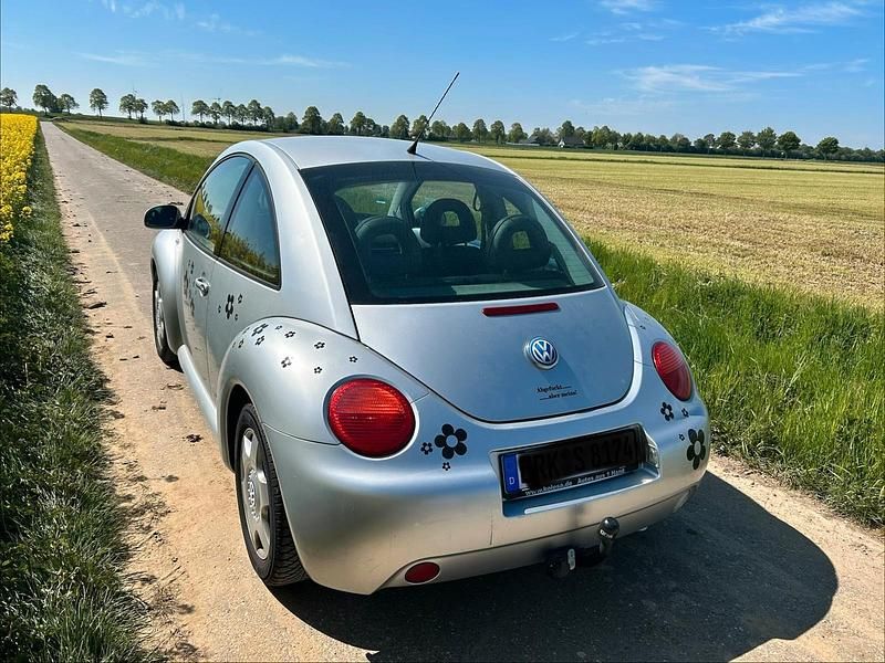 Gebraucht VW Beetle 105 PS (77 kW) 2001 Grau Kleinwagen