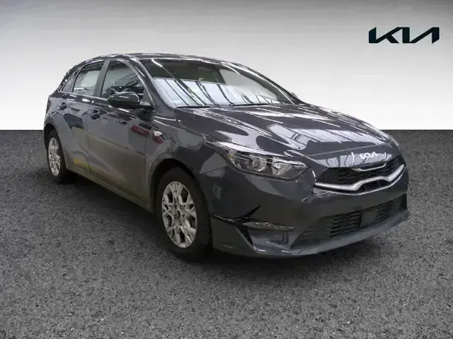 Gebraucht Kia Ceed Vision 140 PS (102 kW) 2025 Grau Kleinwagen