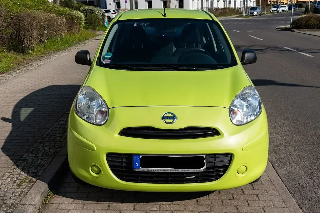 Gebraucht Nissan Micra Acenta 80 PS (58 kW) 2011 Grün Kleinwagen