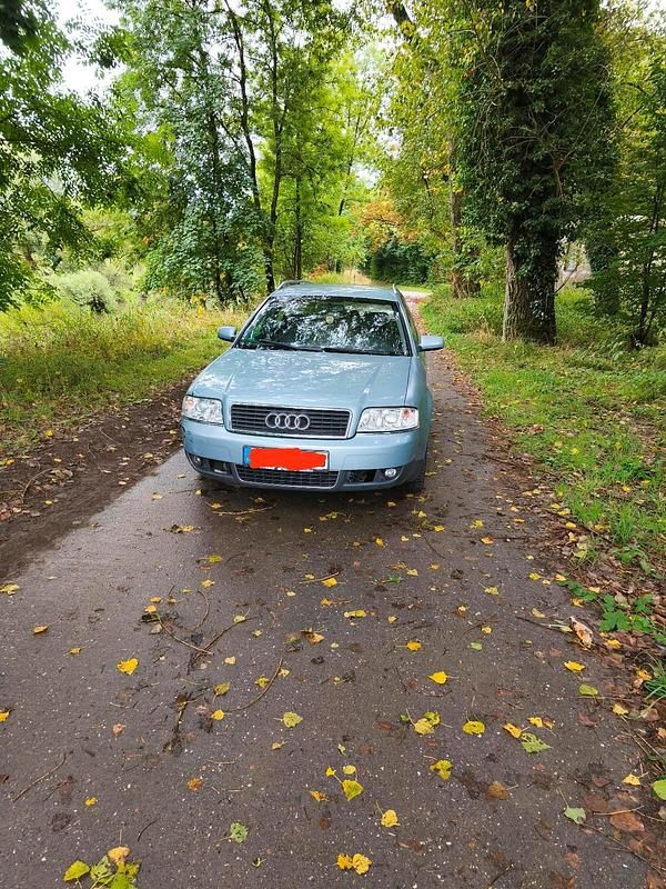 Gebraucht 2002 Audi A6 Kombi | 850 € (Superpreis) - Bild 1/4