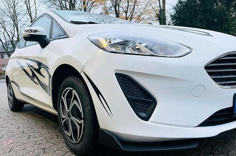 Gebraucht Ford Fiesta 86 PS (63 kW) 2019 Weiß Kleinwagen