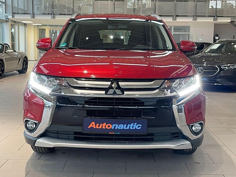 Gebraucht Mitsubishi Outlander Edition 150 PS (110 kW) 2018 Rot SUV