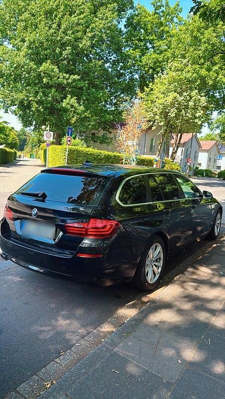 Gebraucht BMW 520 184 PS (135 kW) 2013 Schwarz Kombi