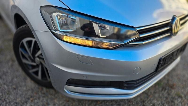 Gebraucht VW Touran Join 150 PS (110 kW) 2018 Silber Van / Kleinbus