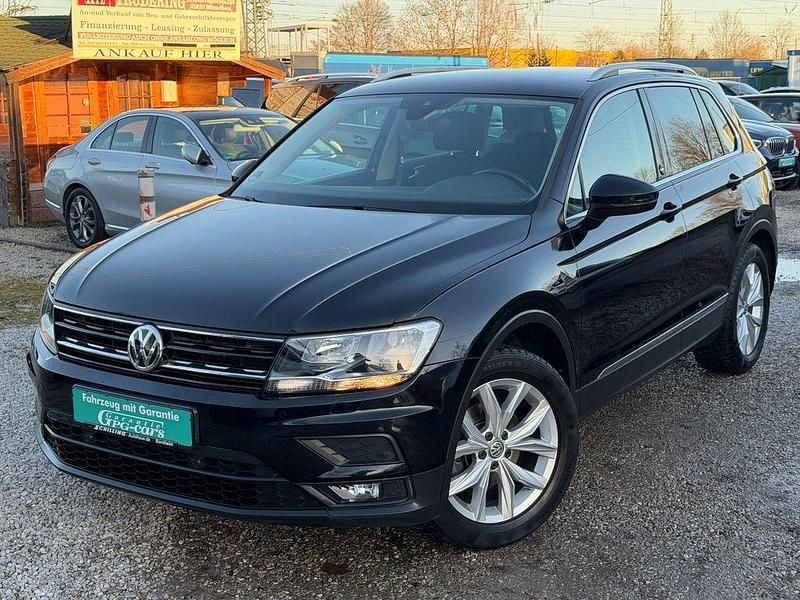Schwarz Gebraucht 2017 VW Tiguan Sound SUV | 16.790 € (Guter Preis) - Bild 1/4