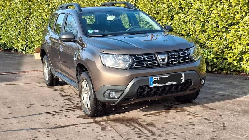 Braun Gebraucht 2018 Dacia Duster Comfort SUV | 9.990 € (Guter Preis) - Bild 1/4