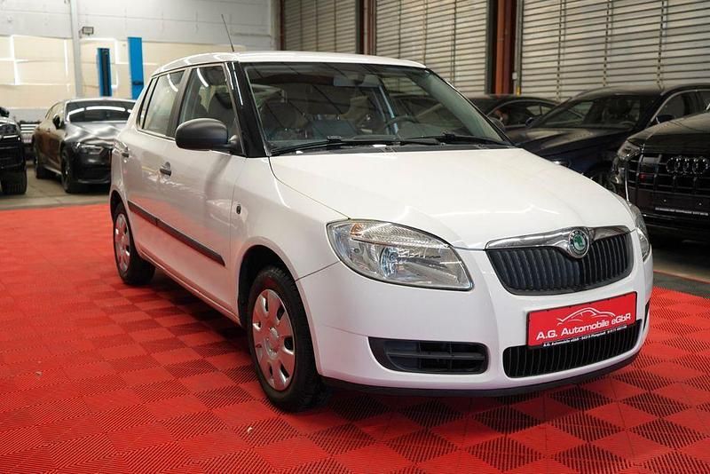Gebraucht Skoda Fabia Classic 60 PS (44 kW) 2009 Weiß Limousine