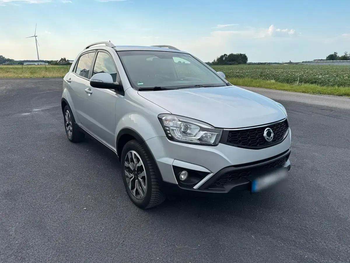 Gebraucht SsangYong Korando 178 PS (130 kW) 2017 Silber SUV