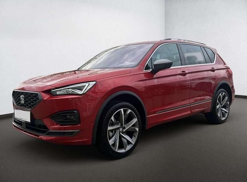 Rot Gebraucht 2023 Seat Tarraco 4Drive SUV | 44.900 € (Teuer) - Bild 1/4