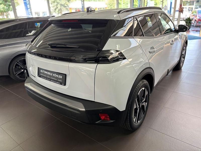 Gebraucht Peugeot e-2008 Allure 114 kW (156 PS) 2024 Weiss SUV