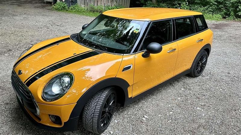 Orange Gebraucht 2016 Mini One Clubman Kombi | 10.300 € (Fairer Preis) - Bild 1/4