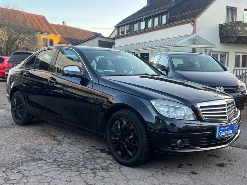 Schwarz Gebraucht 2007 Mercedes C180 Limousine | 8.450 € (Fairer Preis) - Bild 1/4