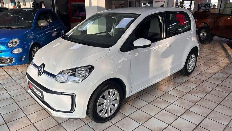 Pure white Gebraucht 2021 VW e-up! Kleinwagen | 14.990 € (Fairer Preis) - Bild 1/4