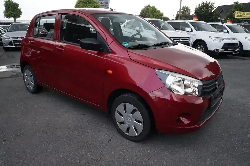 Gebraucht Suzuki Celerio 68 PS (50 kW) 2018 Rot Kleinwagen