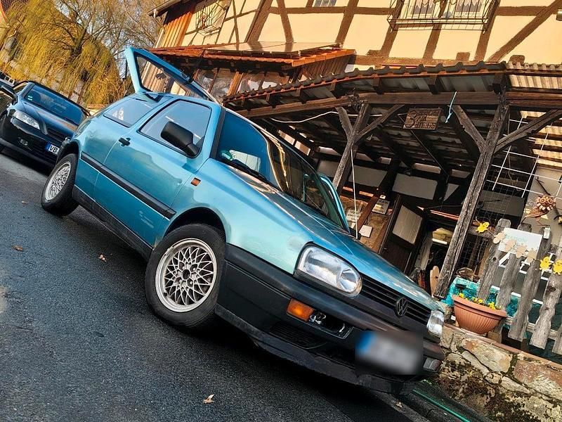 Gebraucht VW Golf III 56 PS (41 kW) 1992 Kleinwagen