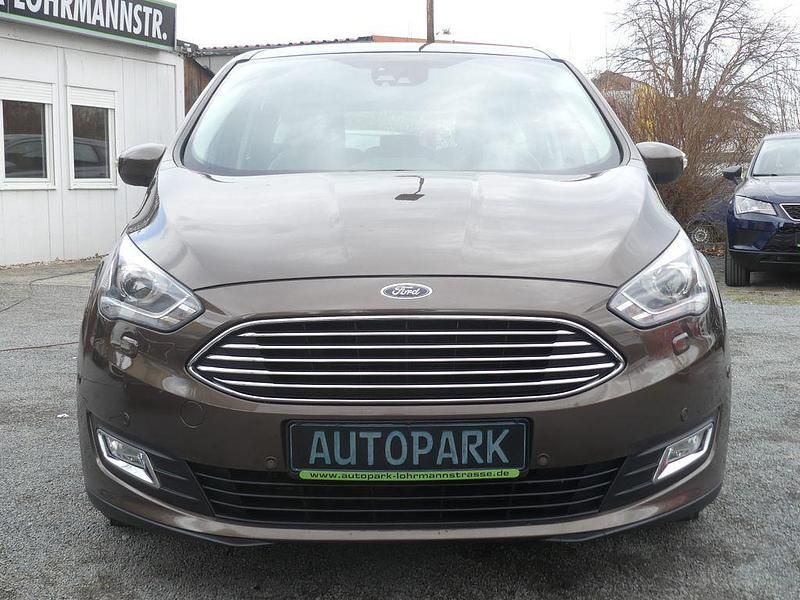 Gebraucht Ford C-MAX Titanium 125 PS (91 kW) 2016 Braun Van / Kleinbus