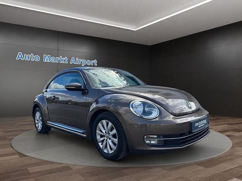 Gebraucht VW Beetle Design 105 PS (77 kW) 2012 Braun Kleinwagen