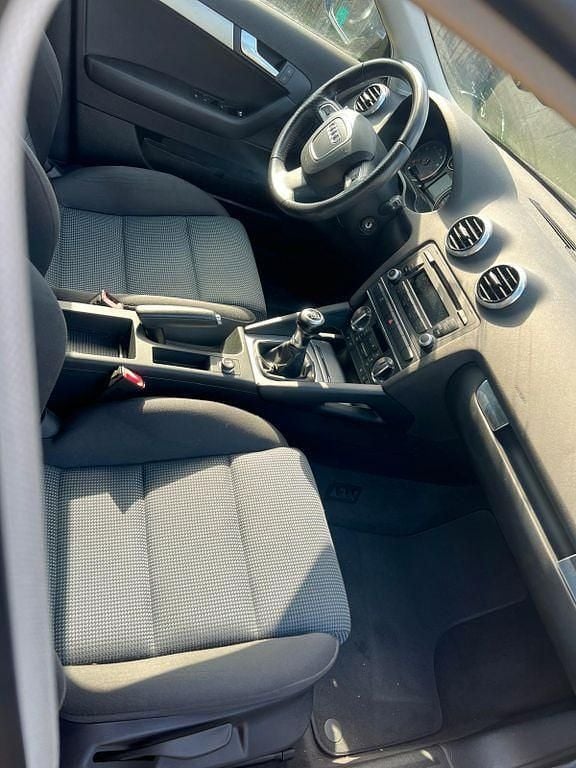 Gebraucht Audi A3 Ambition 160 PS (117 kW) 2011 Blau Kleinwagen