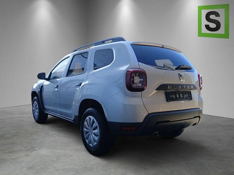 Gebraucht Dacia Duster Essentiel 114 PS (83 kW) 2018 Grau SUV