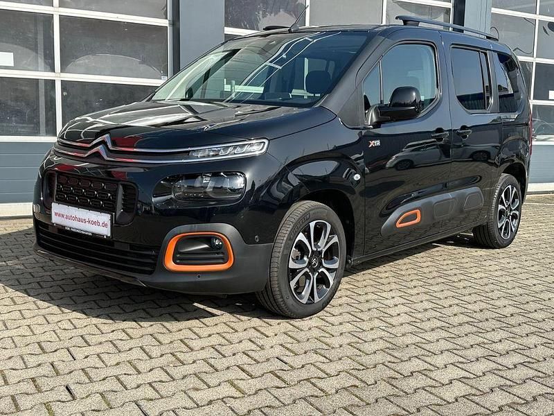 Gebraucht Citroën Berlingo Shine 131 PS (96 kW) 2020 Schwarz Van / Kleinbus