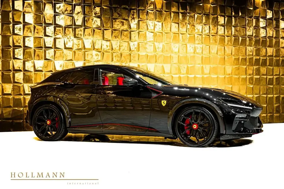 Neu Ferrari Purosangue 725 PS (533 kW) 2026 Schwarz SUV