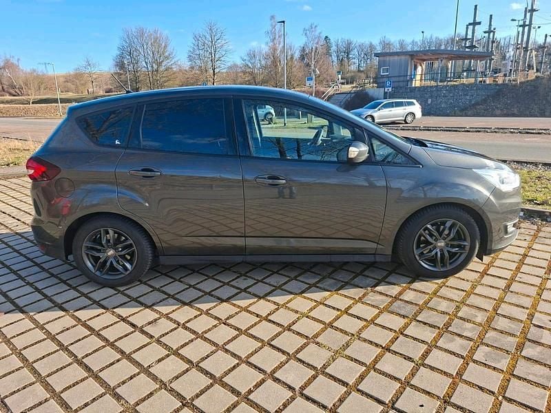 Gebraucht Ford C-MAX Cool & Connect 101 PS (74 kW) 2018 Grau Van / Kleinbus