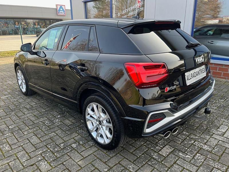 Gebraucht Audi SQ2 Sport 300 PS (220 kW) 2024 Mythosschwarz SUV